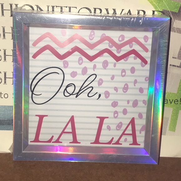 “Ooh, LA LA” Iridescent Hanging Wall Art Decor - Picture 5 of 12
